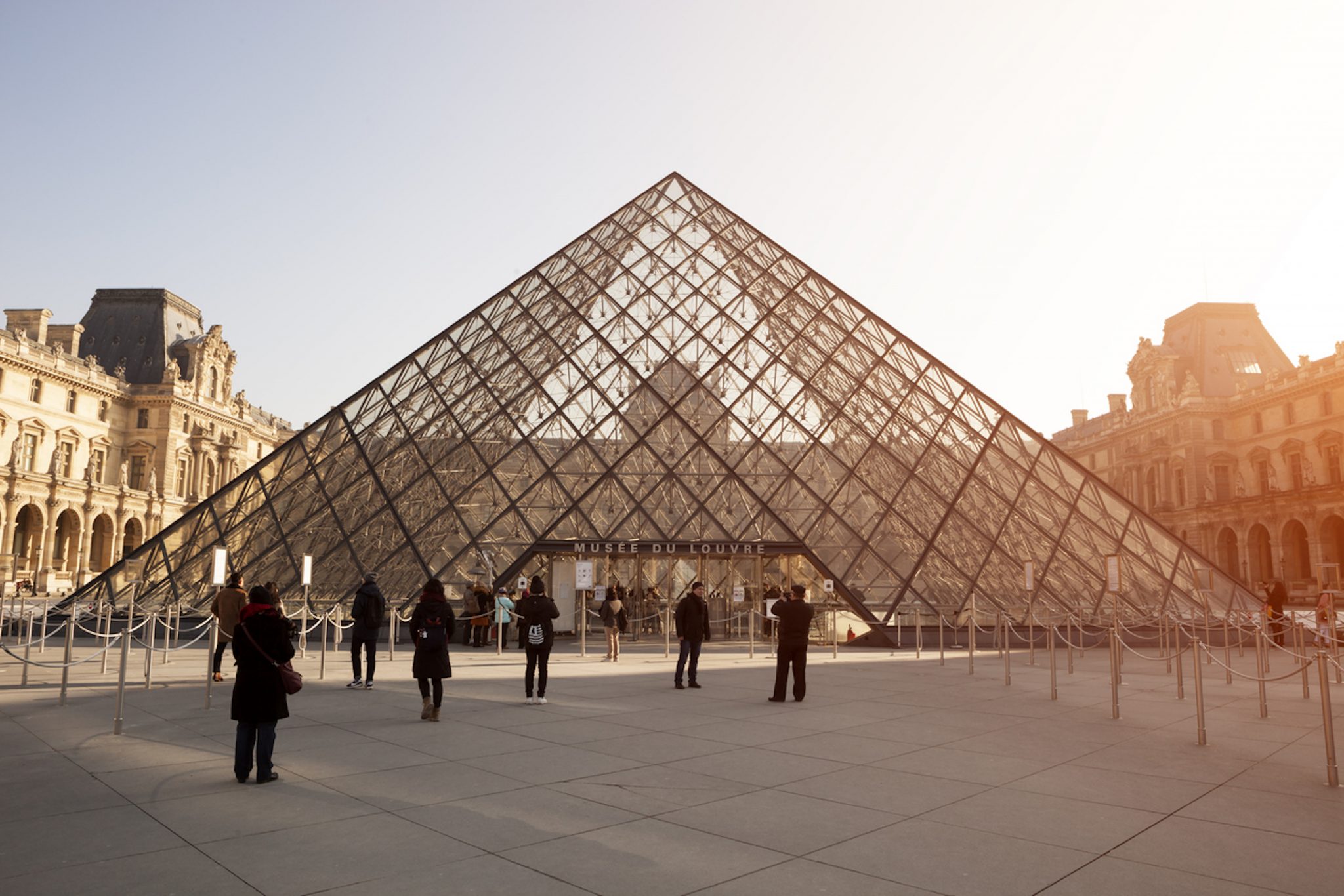 French election, Paris, Louvre, Marine Le Pen, Macron