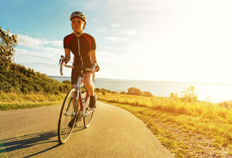 Do expensive funds perform better than cheaper ones?